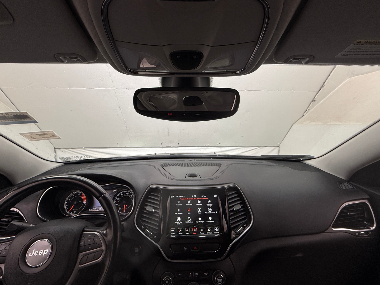 Thumbnail: 2020 Jeep Cherokee - 2