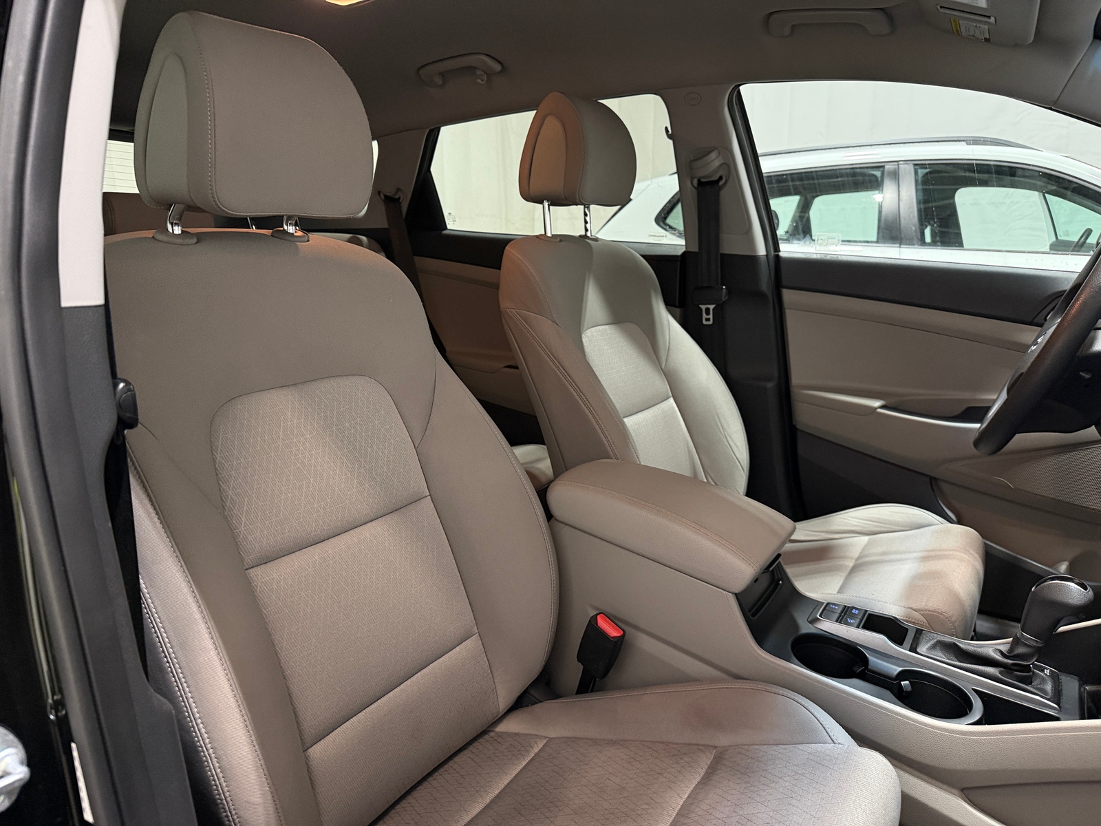 Thumbnail: 2016 Hyundai Tucson - 2