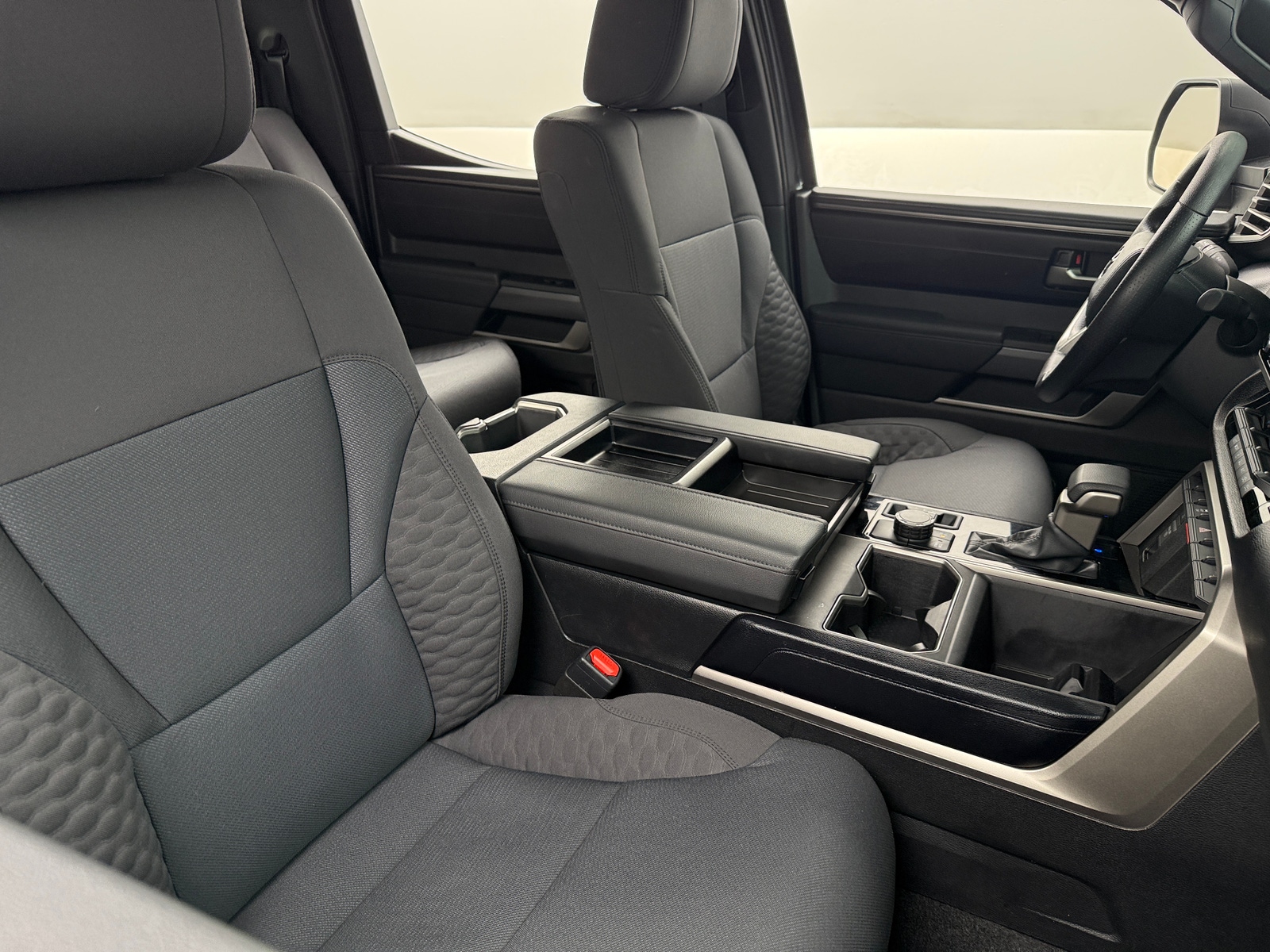 Thumbnail: 2025 Toyota Tundra - 2