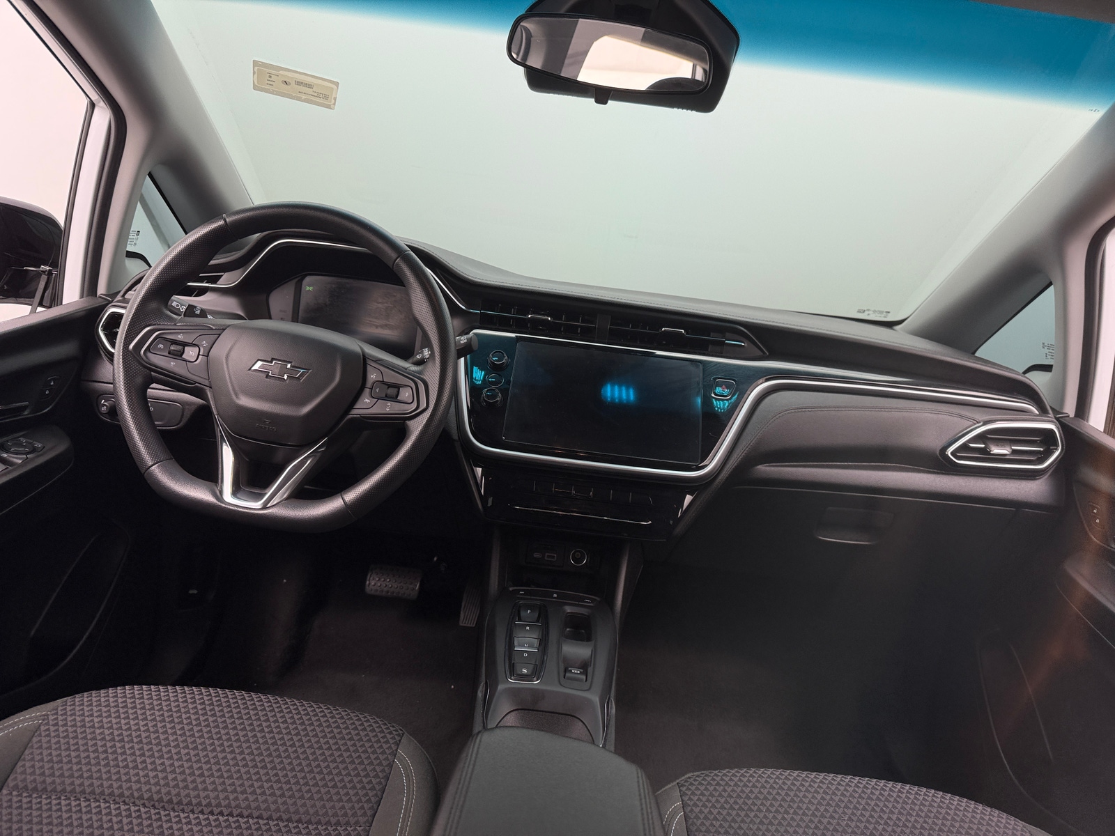 Thumbnail: 2023 Chevrolet Bolt EV - 3