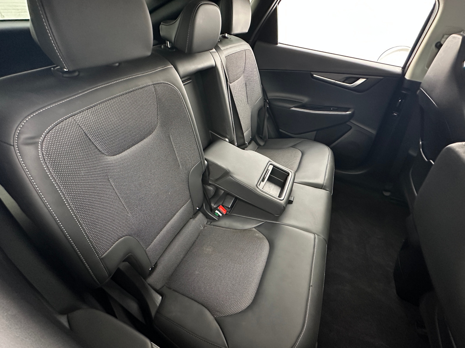 Thumbnail: 2024 Kia EV6 - 6