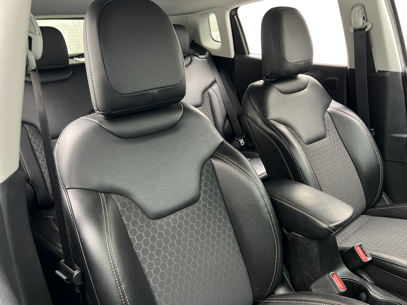 Thumbnail: 2019 Jeep Compass - 2