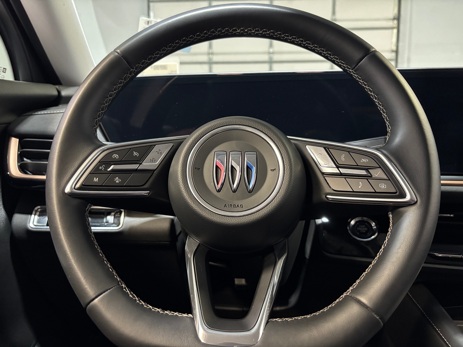 Thumbnail: 2025 Buick Envision - 4