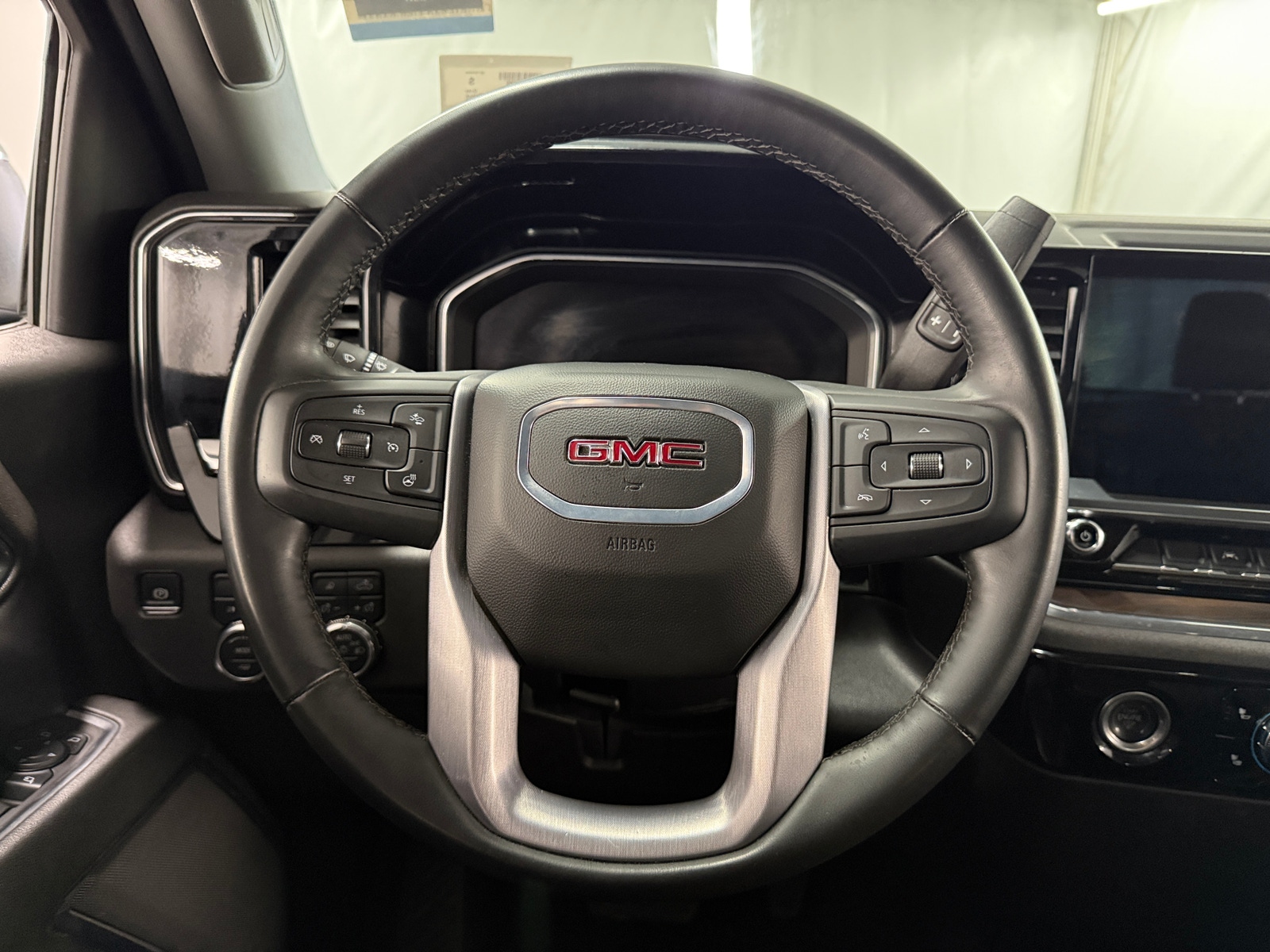 Thumbnail: 2024 GMC Sierra 1500 - 4