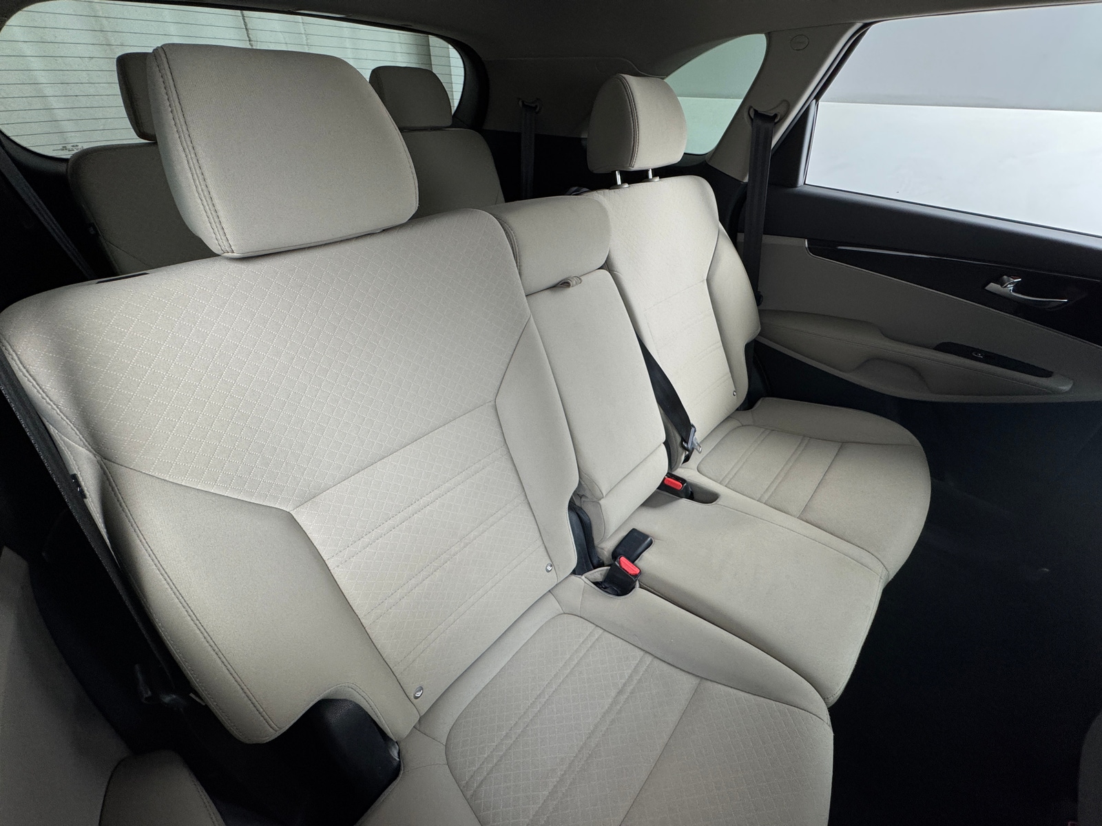 Thumbnail: 2020 Kia Sorento - 6