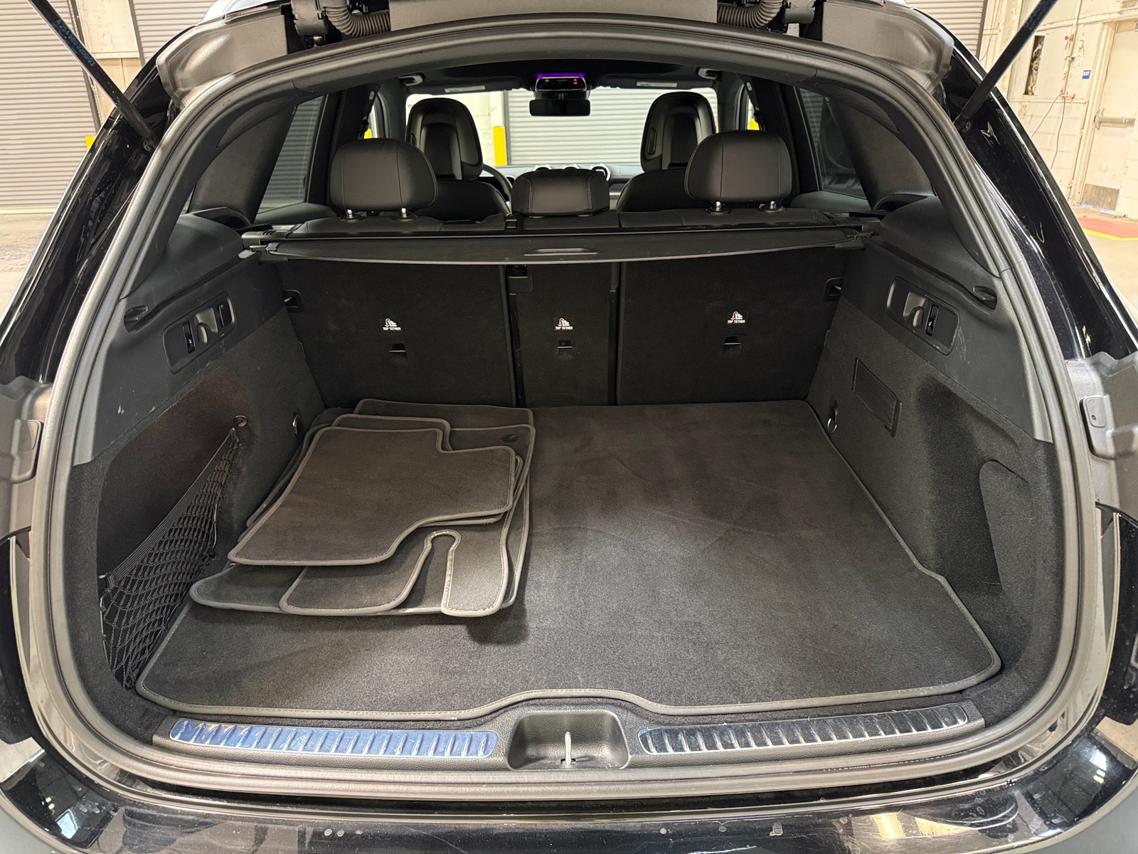 Thumbnail: 2024 Mercedes-Benz GLC - 6