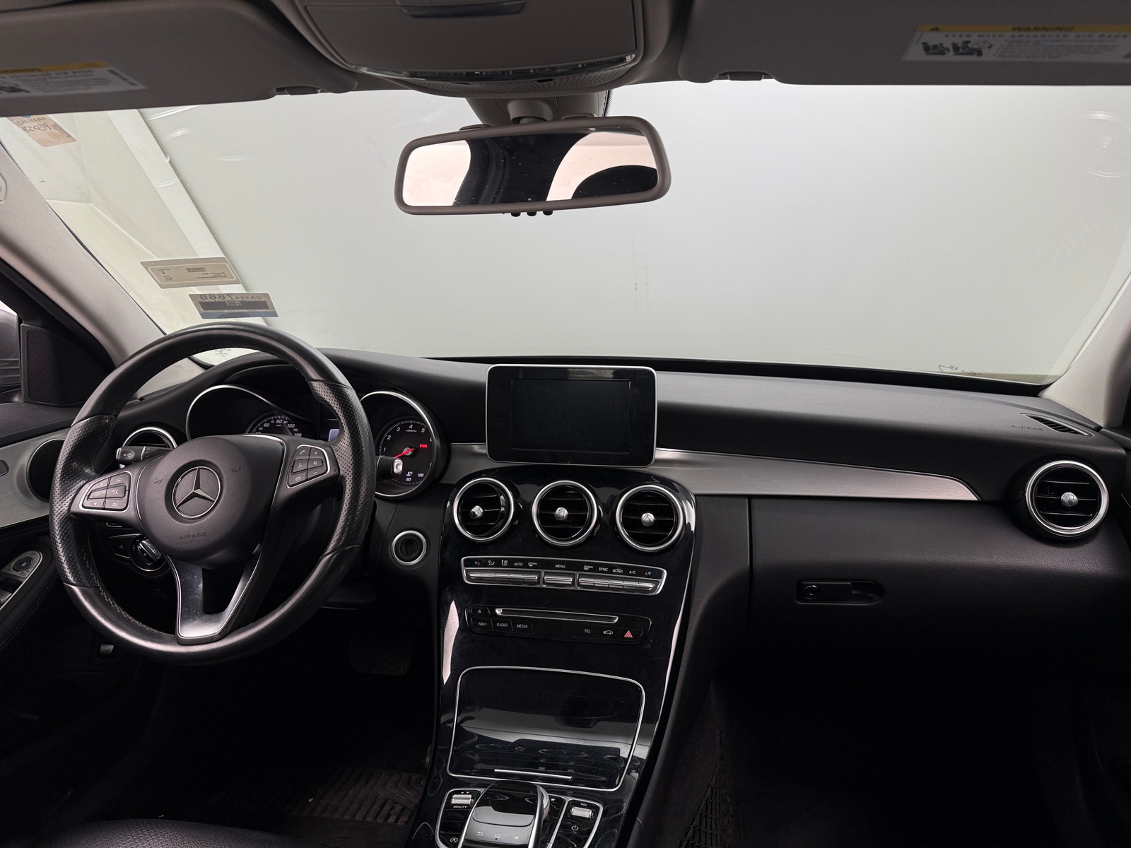 Thumbnail: 2015 Mercedes-Benz C-Class - 2