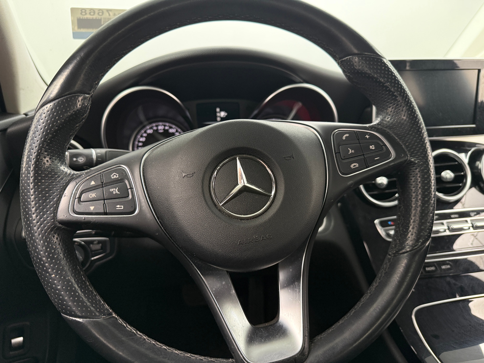Thumbnail: 2015 Mercedes-Benz C-Class - 4