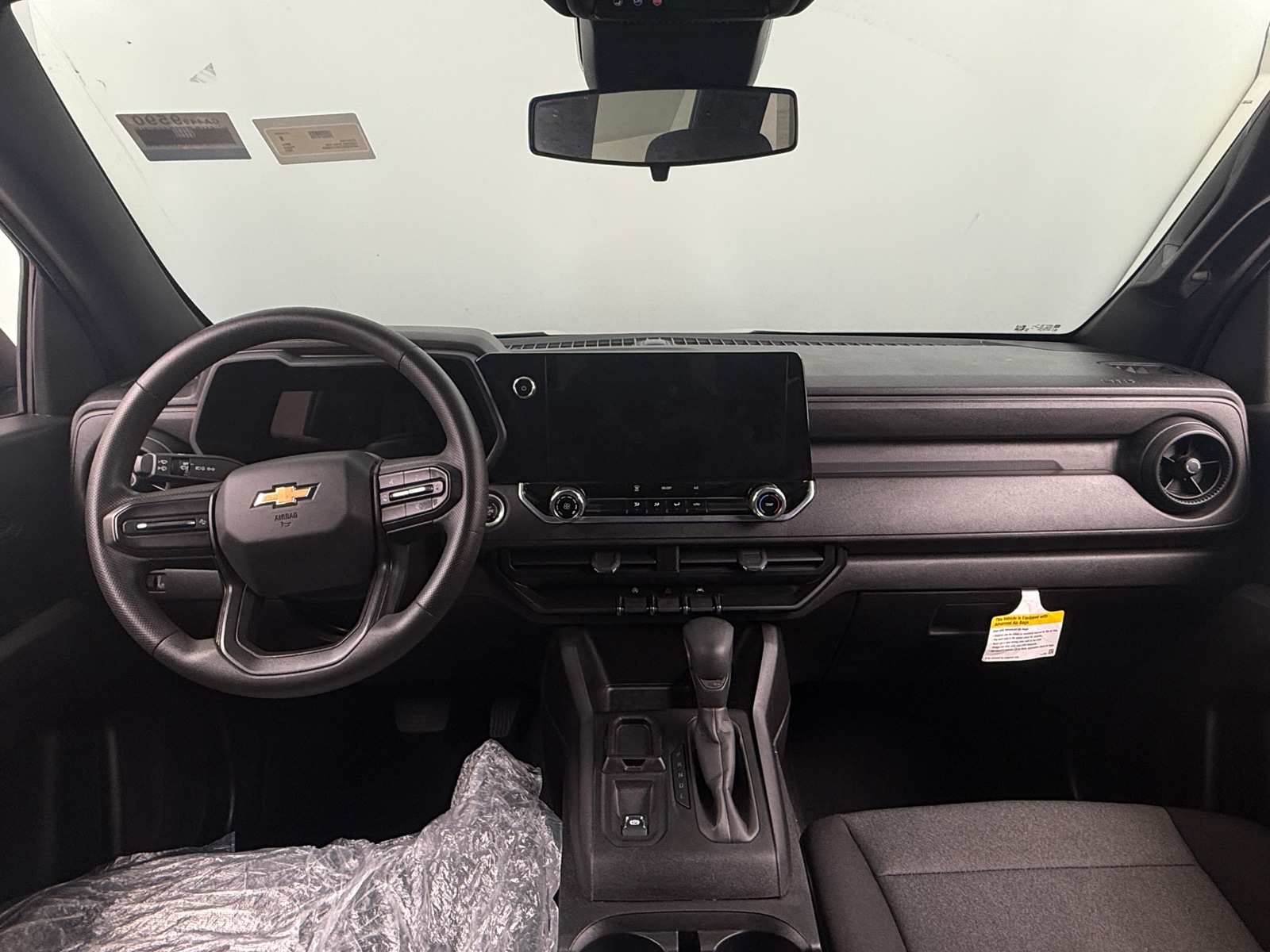 Thumbnail: 2024 Chevrolet Colorado - 3