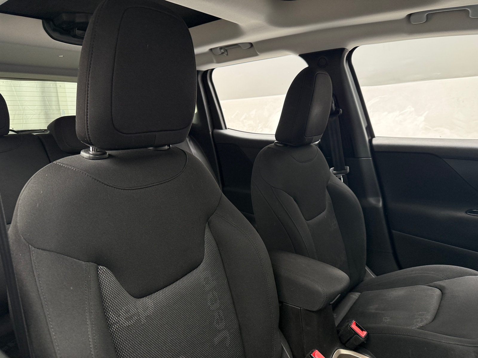 Thumbnail: 2017 Jeep Renegade - 2