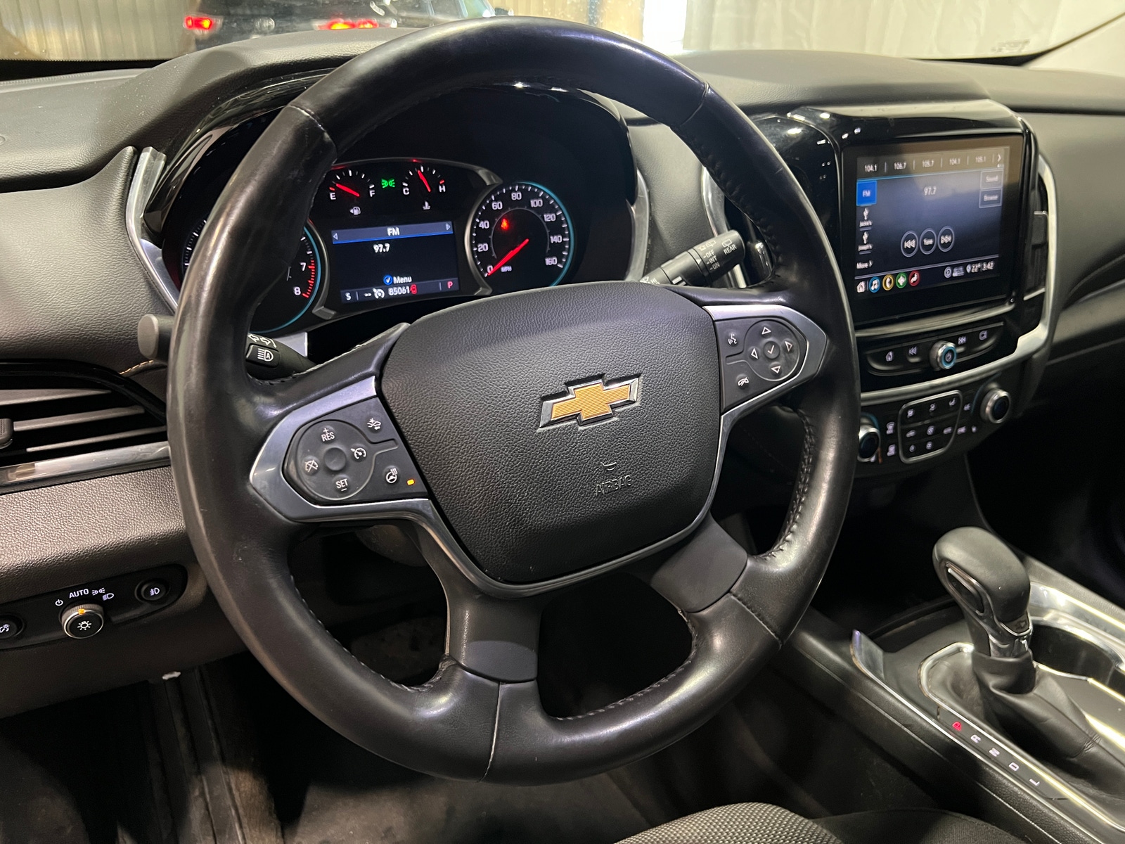 Thumbnail: 2021 Chevrolet Traverse - 4