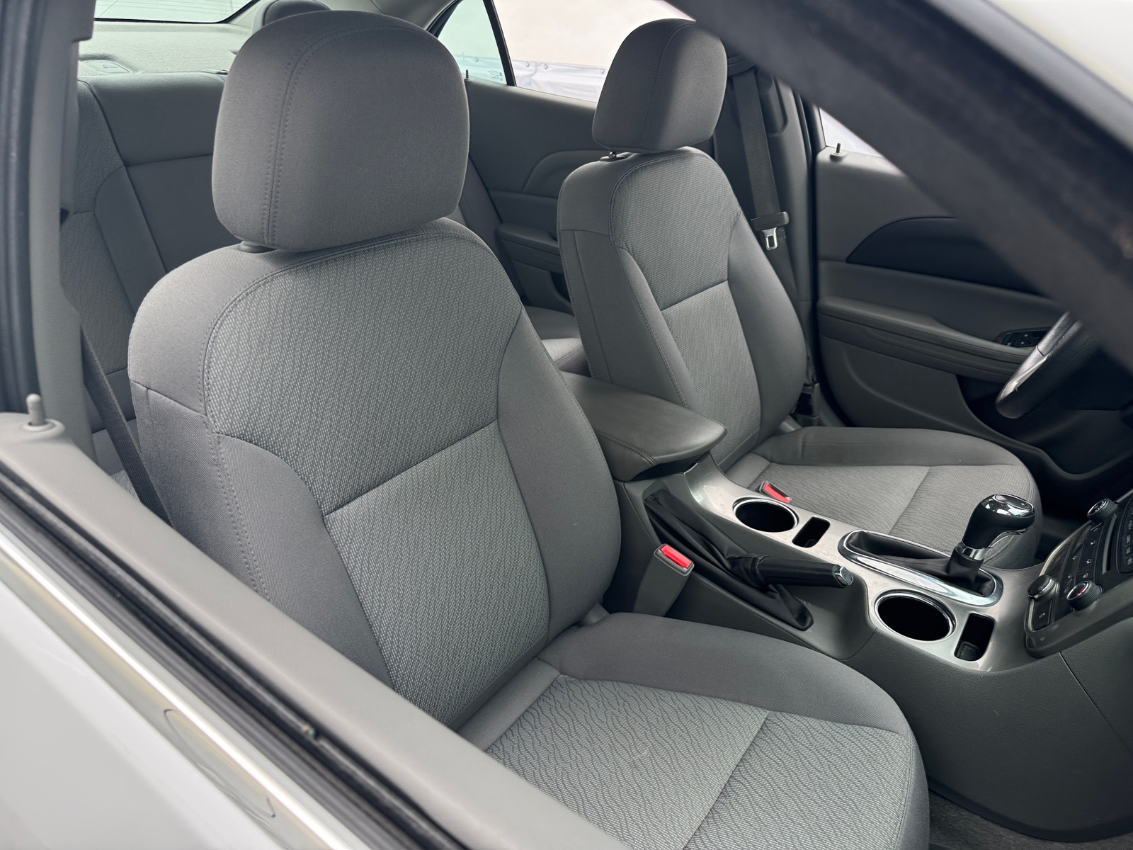 Thumbnail: 2014 Chevrolet Malibu - 2