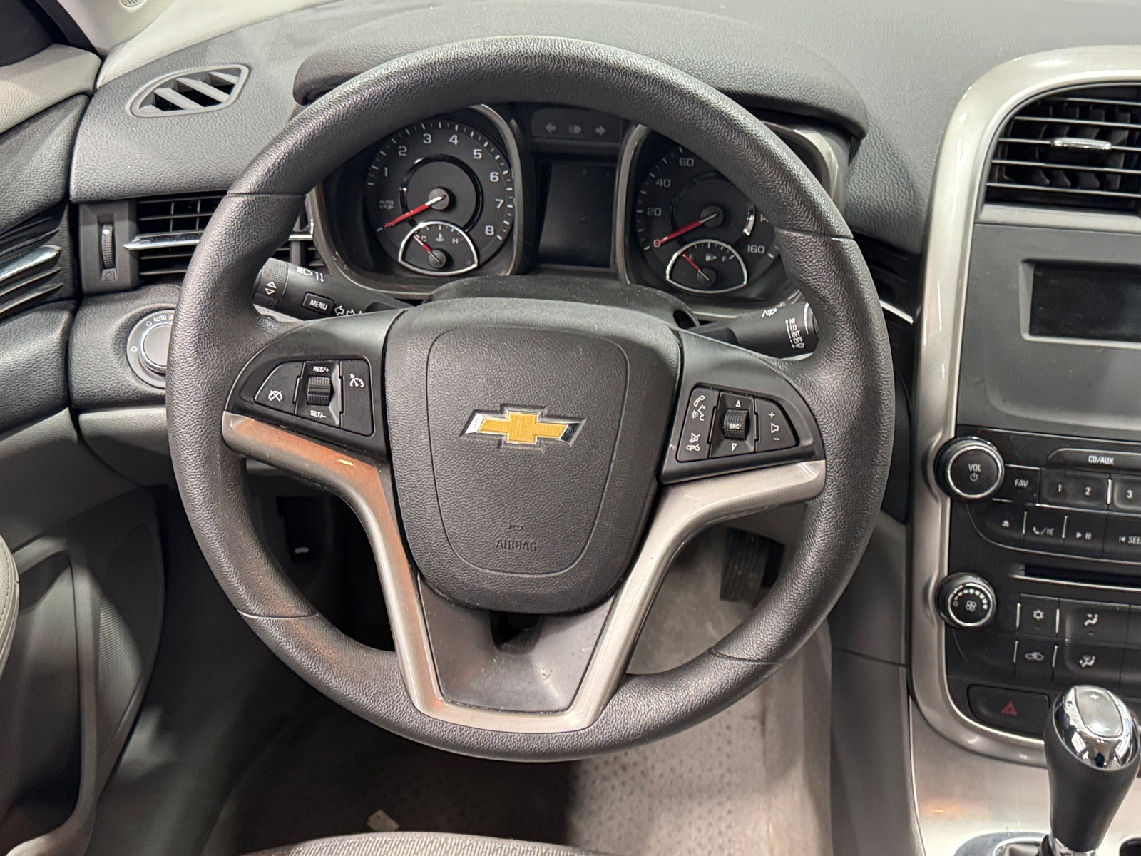 Thumbnail: 2014 Chevrolet Malibu - 5