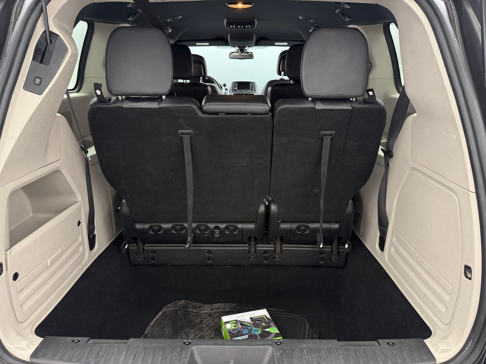 Thumbnail: 2020 Dodge Grand Caravan - 6