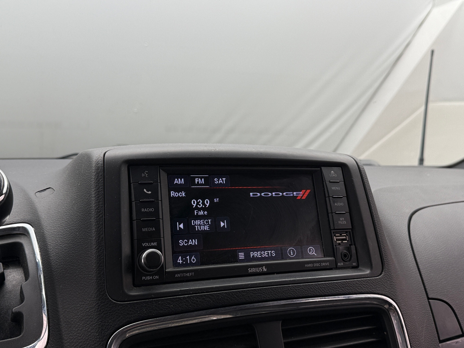 Thumbnail: 2020 Dodge Grand Caravan - 3