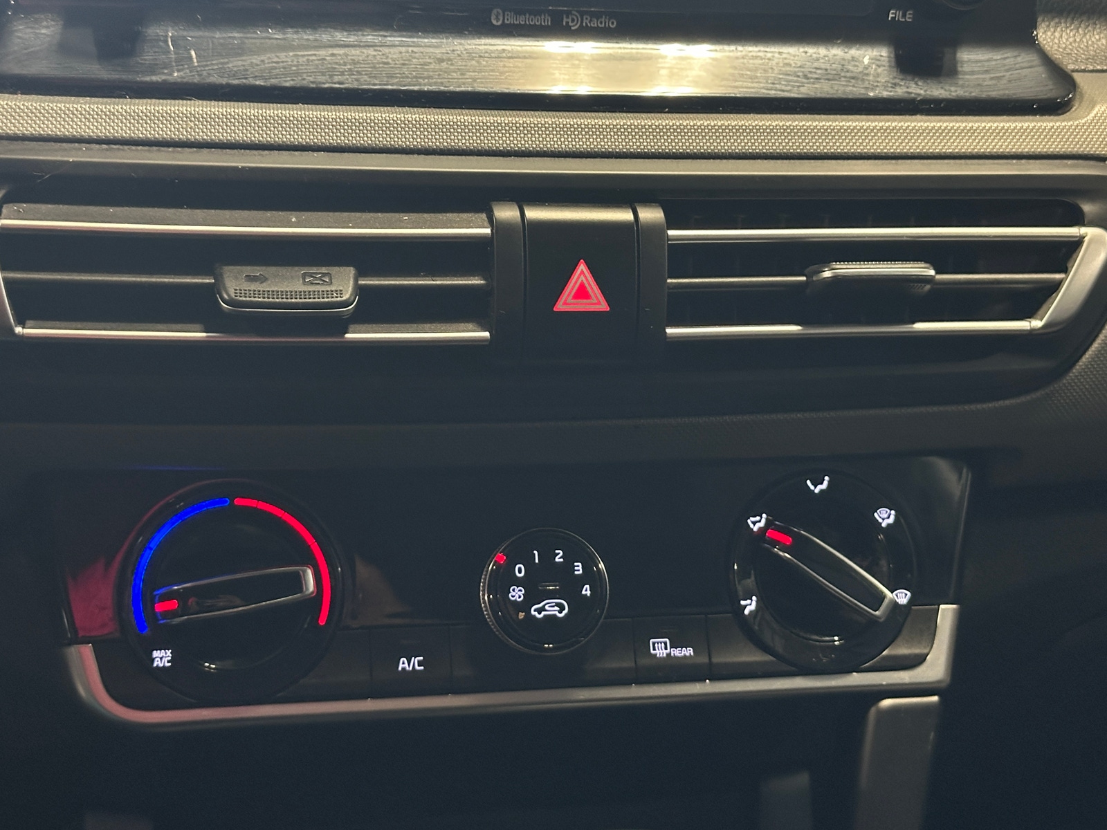 Thumbnail: 2021 Kia Seltos - 4