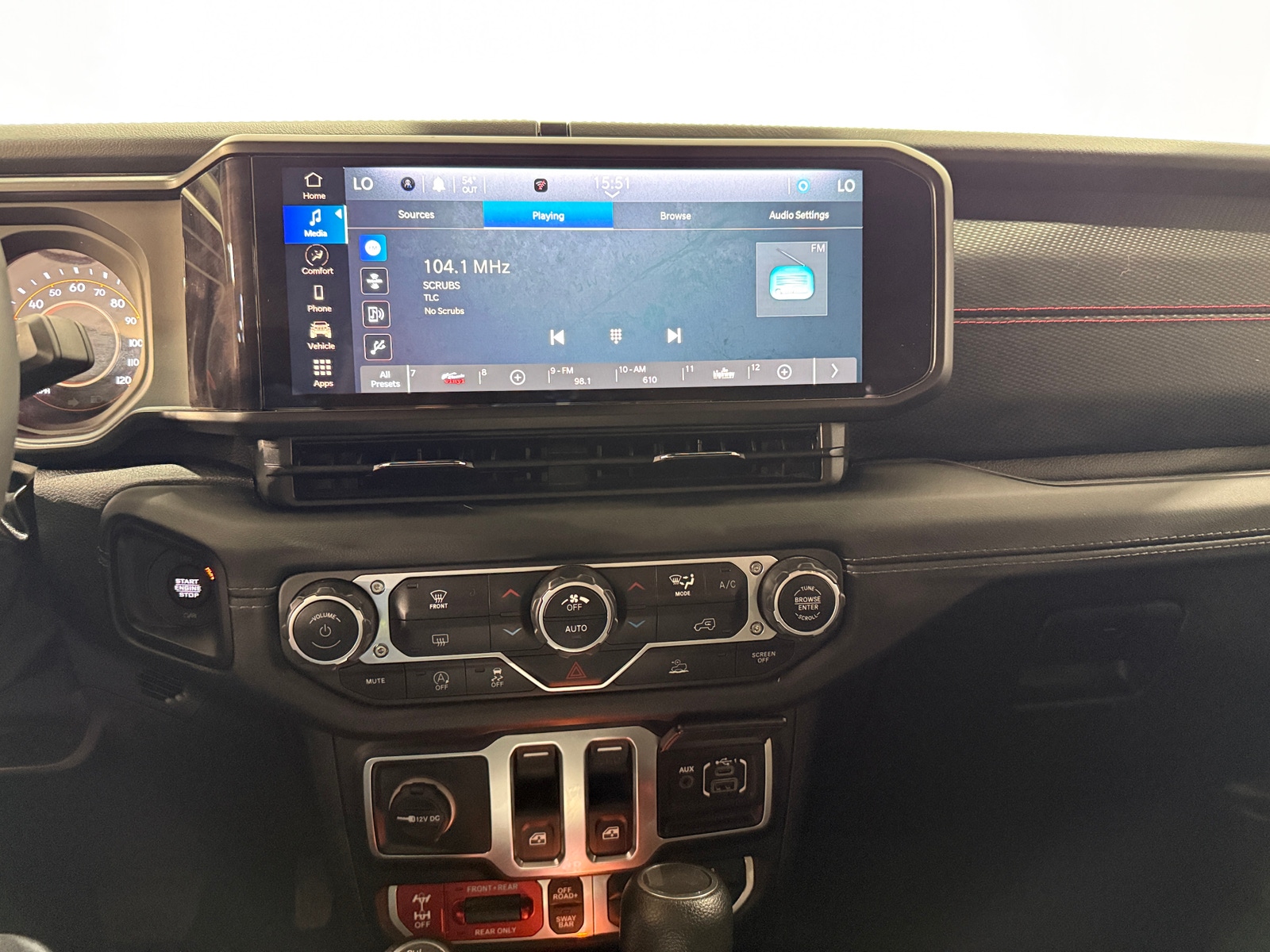 Thumbnail: 2024 Jeep Wrangler - 4