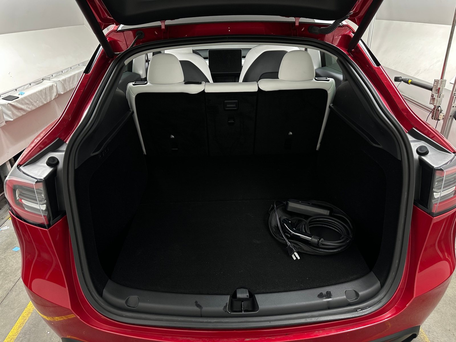 Thumbnail: 2023 Tesla Model Y - 6