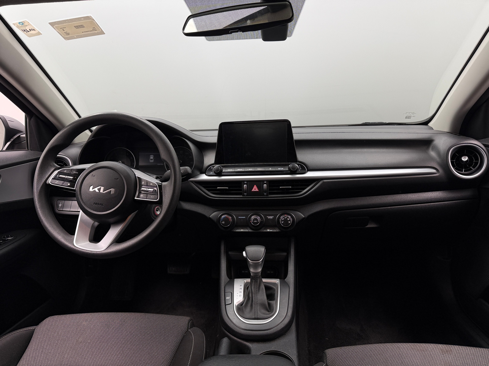 Thumbnail: 2023 Kia Forte - 3