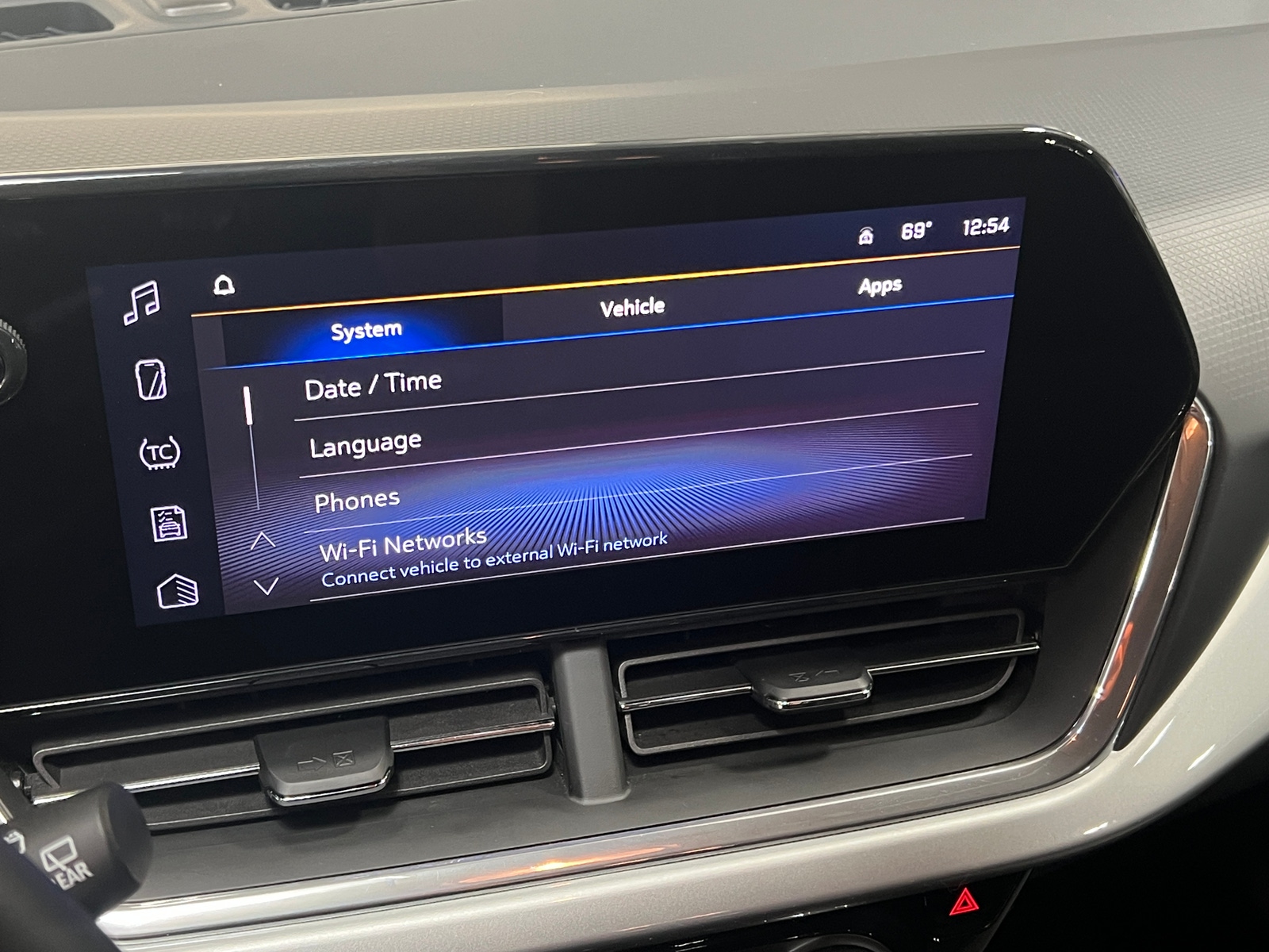 Thumbnail: 2025 Chevrolet Trax - 4