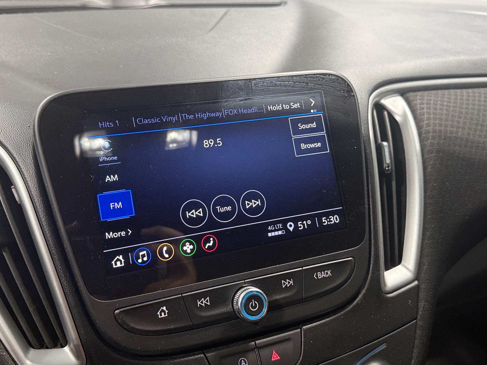 Thumbnail: 2024 Chevrolet Malibu - 4