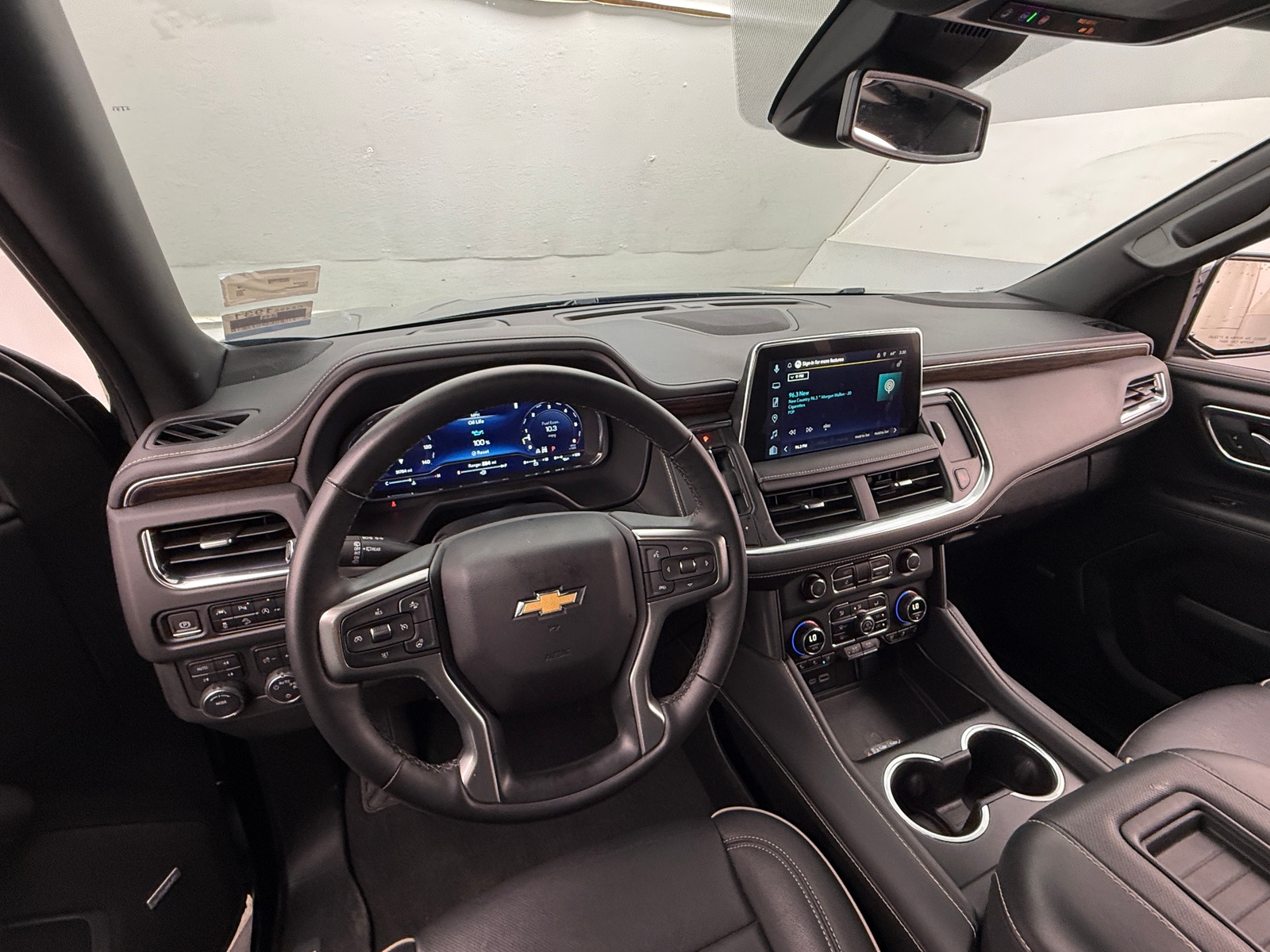 Thumbnail: 2023 Chevrolet Tahoe - 2