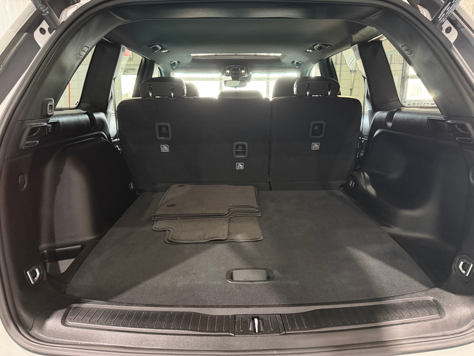 Thumbnail: 2023 Jeep Grand Cherokee - 6