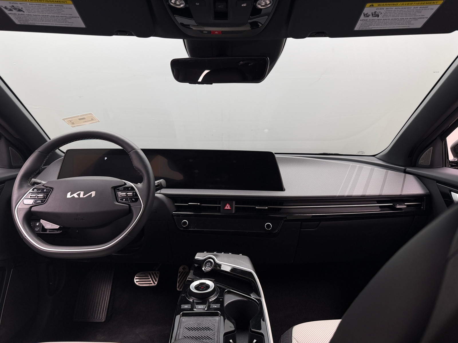 Thumbnail: 2023 Kia EV6 - 2