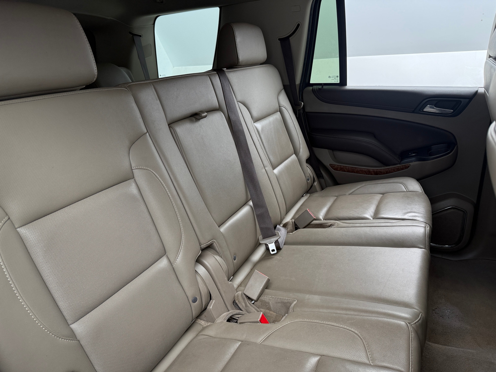 Thumbnail: 2017 Chevrolet Tahoe - 5