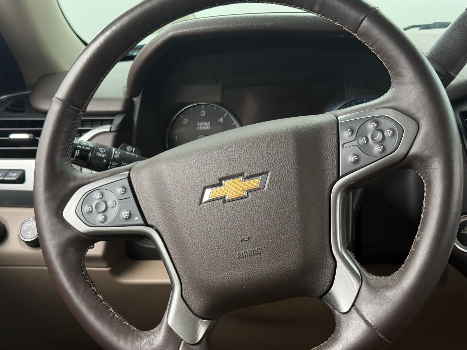 Thumbnail: 2017 Chevrolet Tahoe - 4