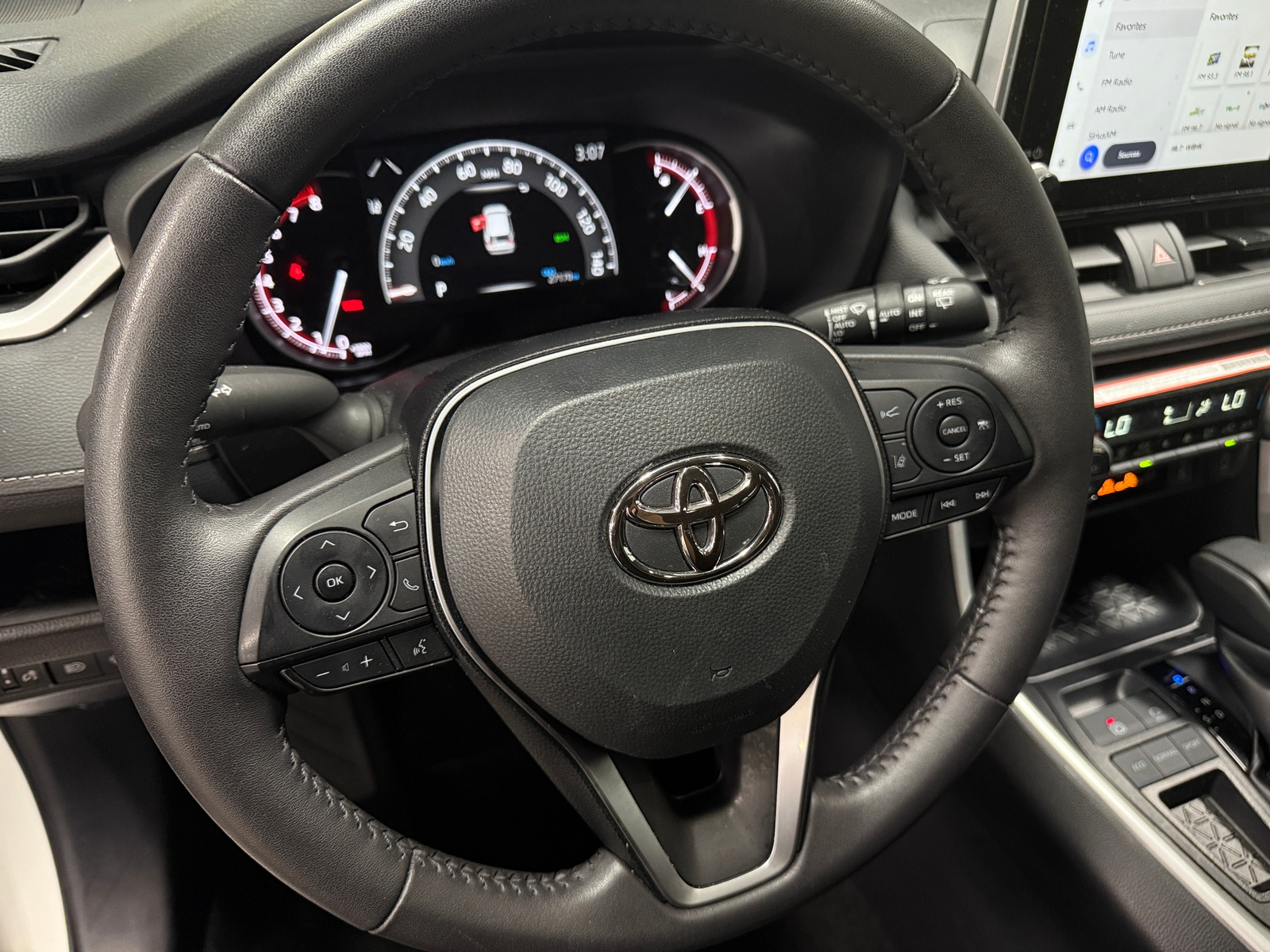 Thumbnail: 2025 Toyota RAV4 - 5