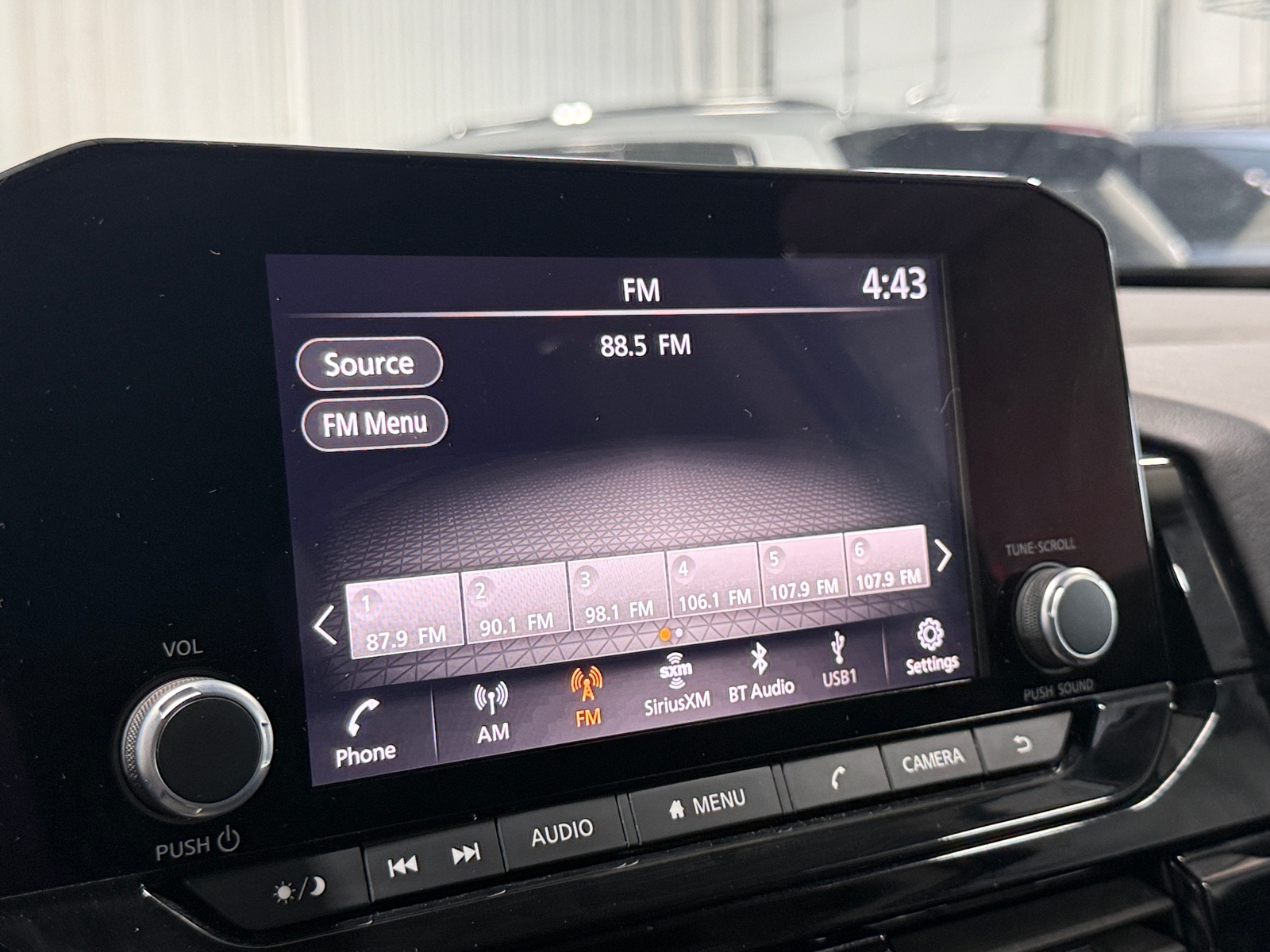 Thumbnail: 2025 Nissan Pathfinder - 4