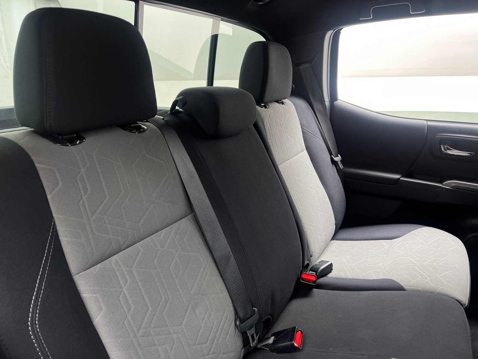 Thumbnail: 2021 Toyota Tacoma - 6