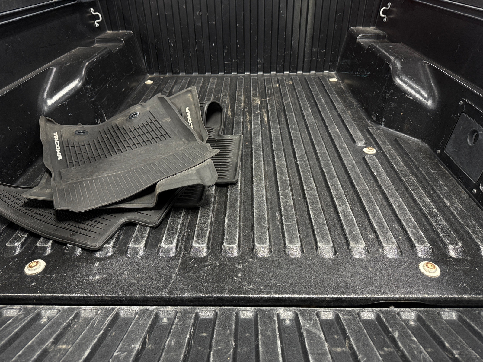 Thumbnail: 2021 Toyota Tacoma - 7