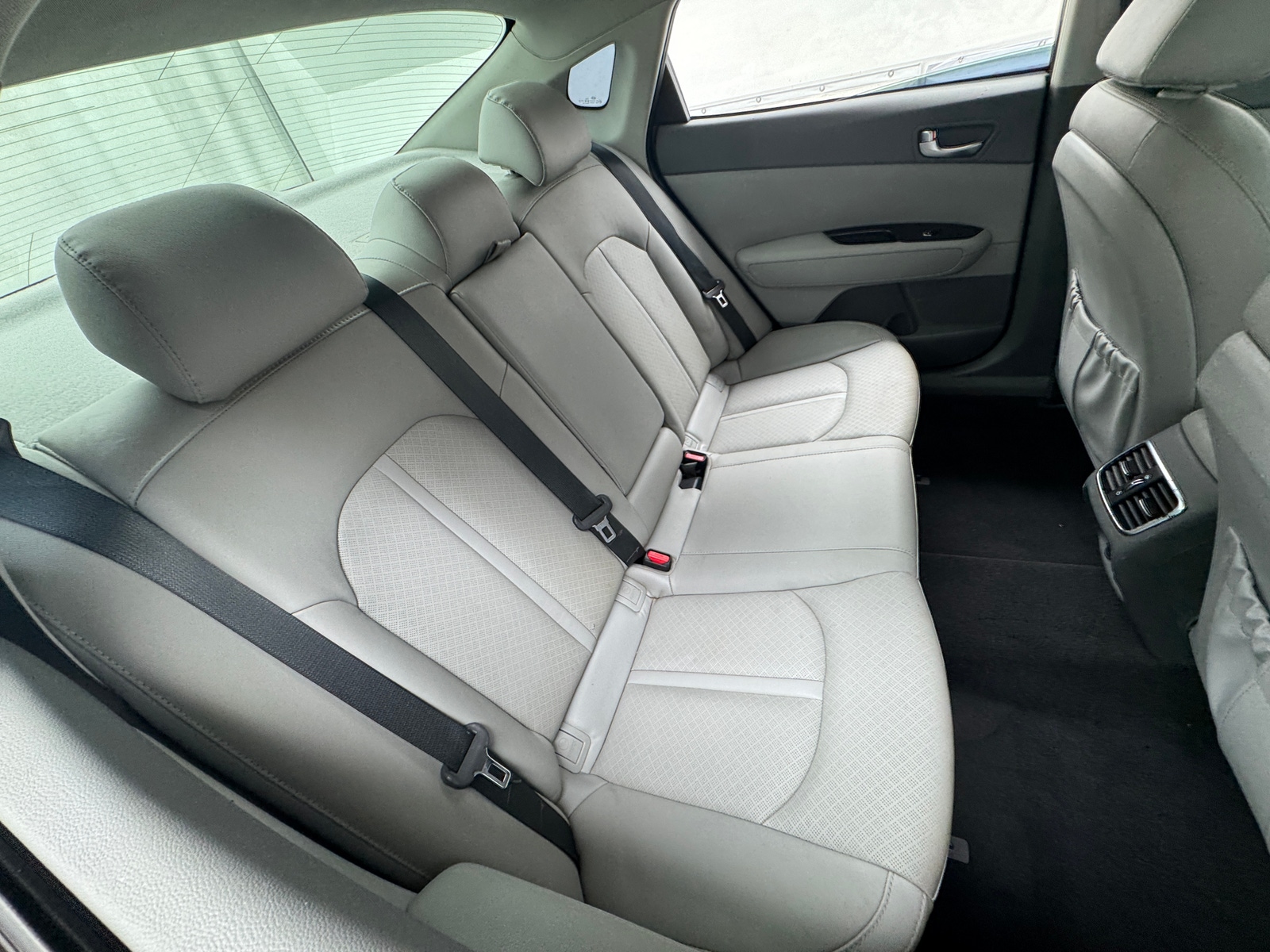 Thumbnail: 2016 Kia Optima - 5