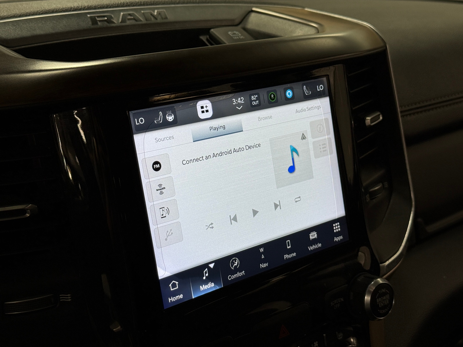 Thumbnail: 2022 RAM 1500 - 3