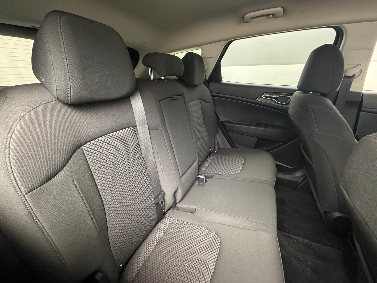 Thumbnail: 2024 Kia Sportage - 6