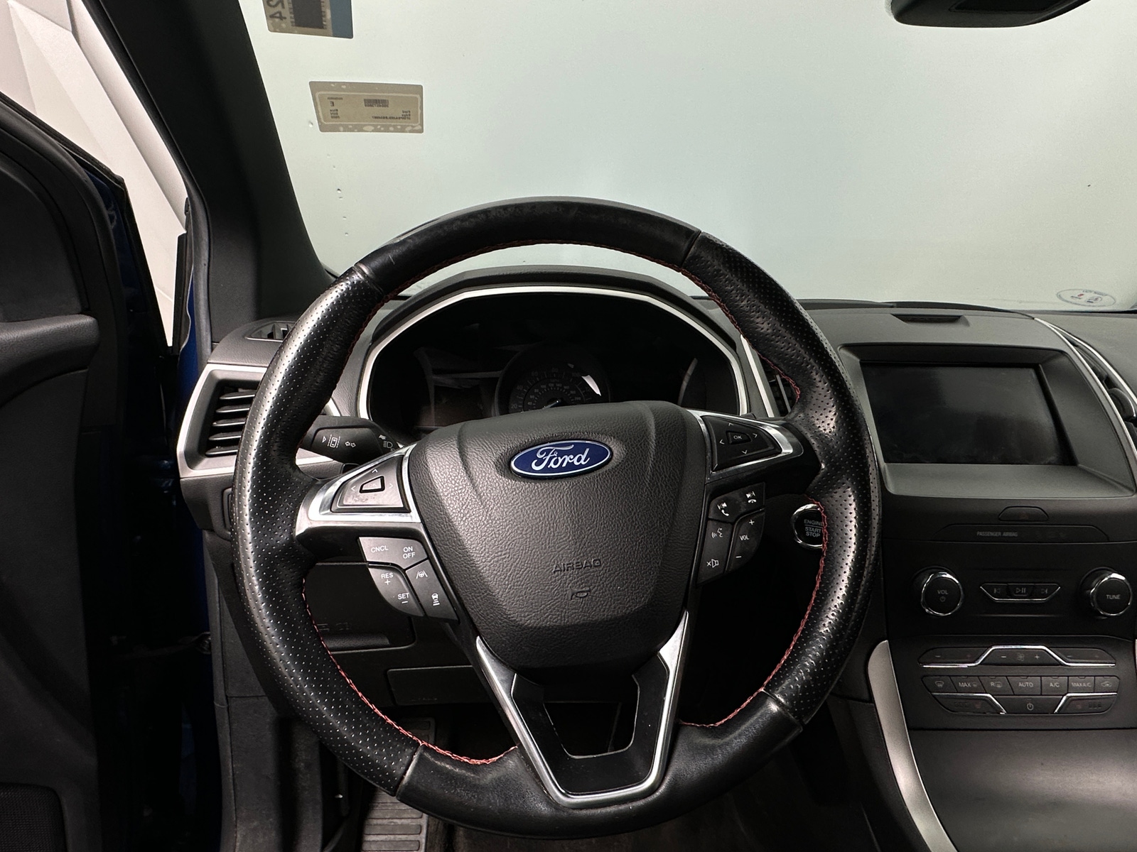 Thumbnail: 2020 Ford Edge - 4