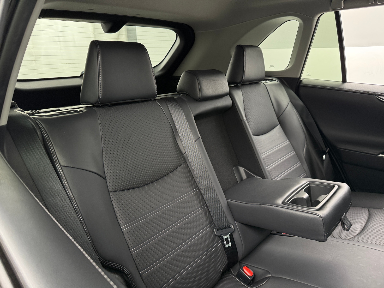 Thumbnail: 2021 Toyota RAV4 - 5