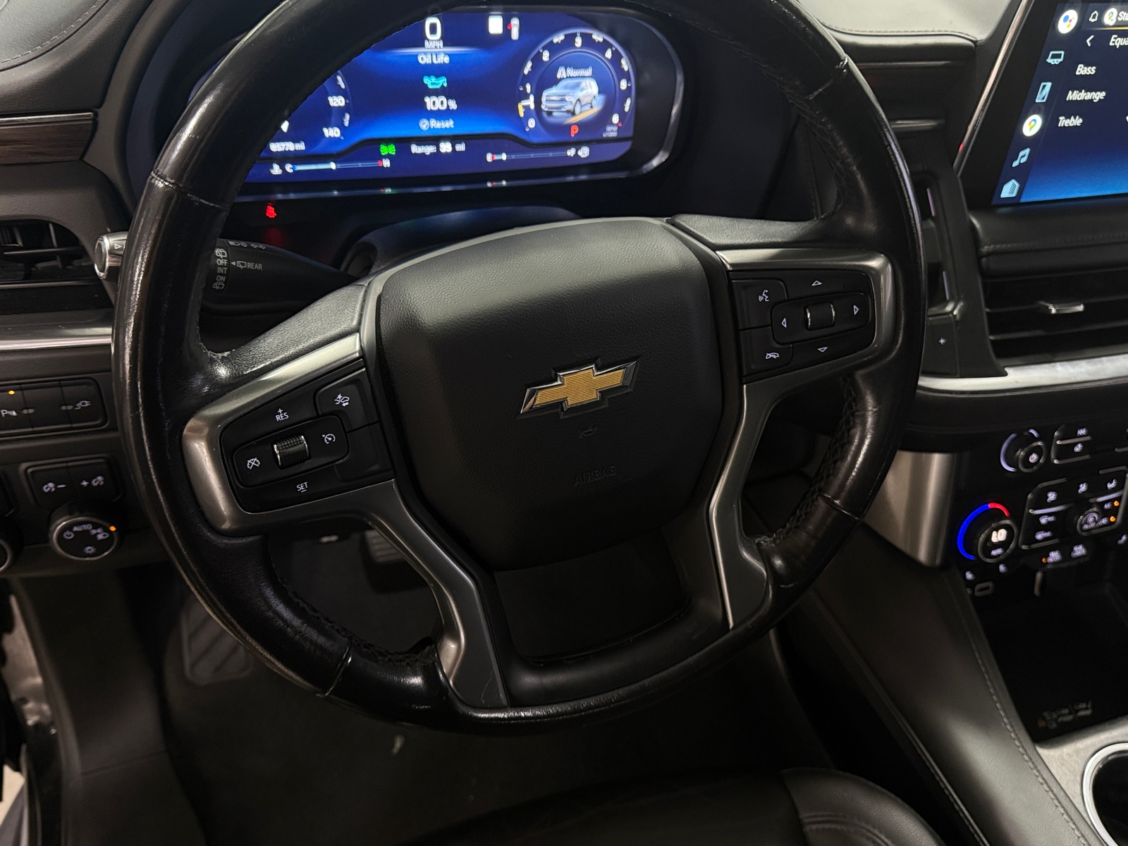 Thumbnail: 2022 Chevrolet Suburban - 4