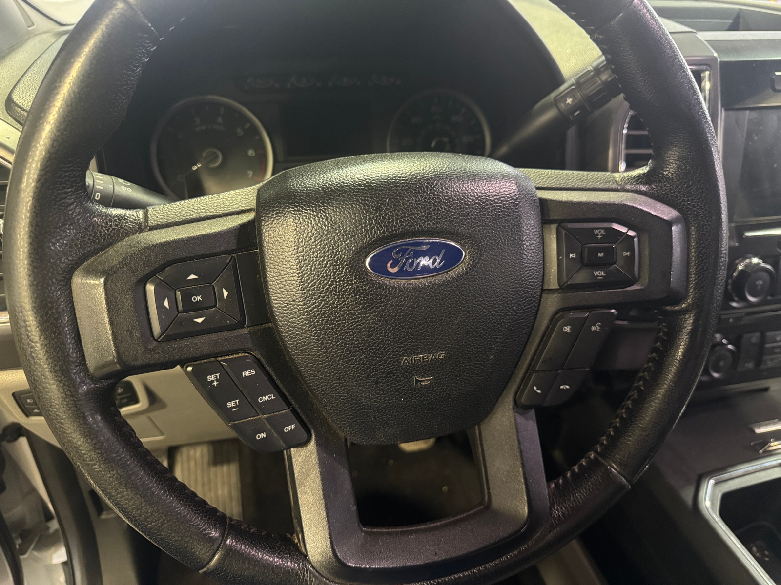 Thumbnail: 2016 Ford Econoline - 5