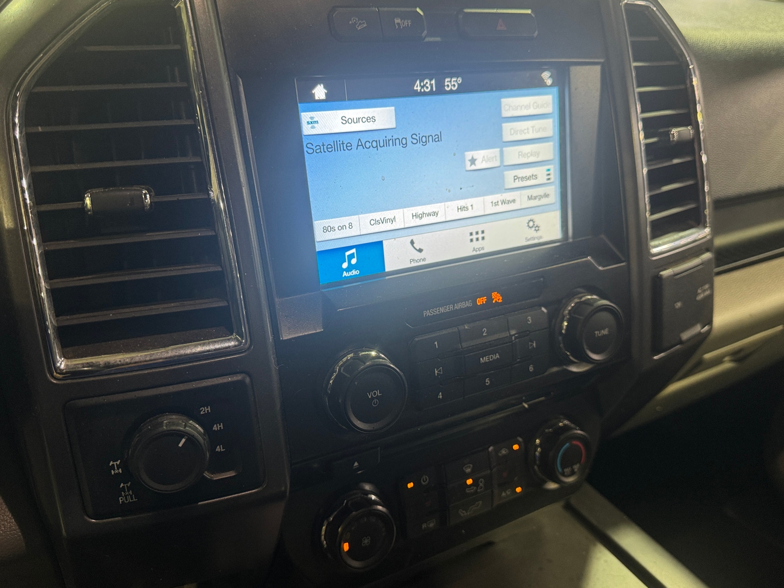 Thumbnail: 2016 Ford Econoline - 4