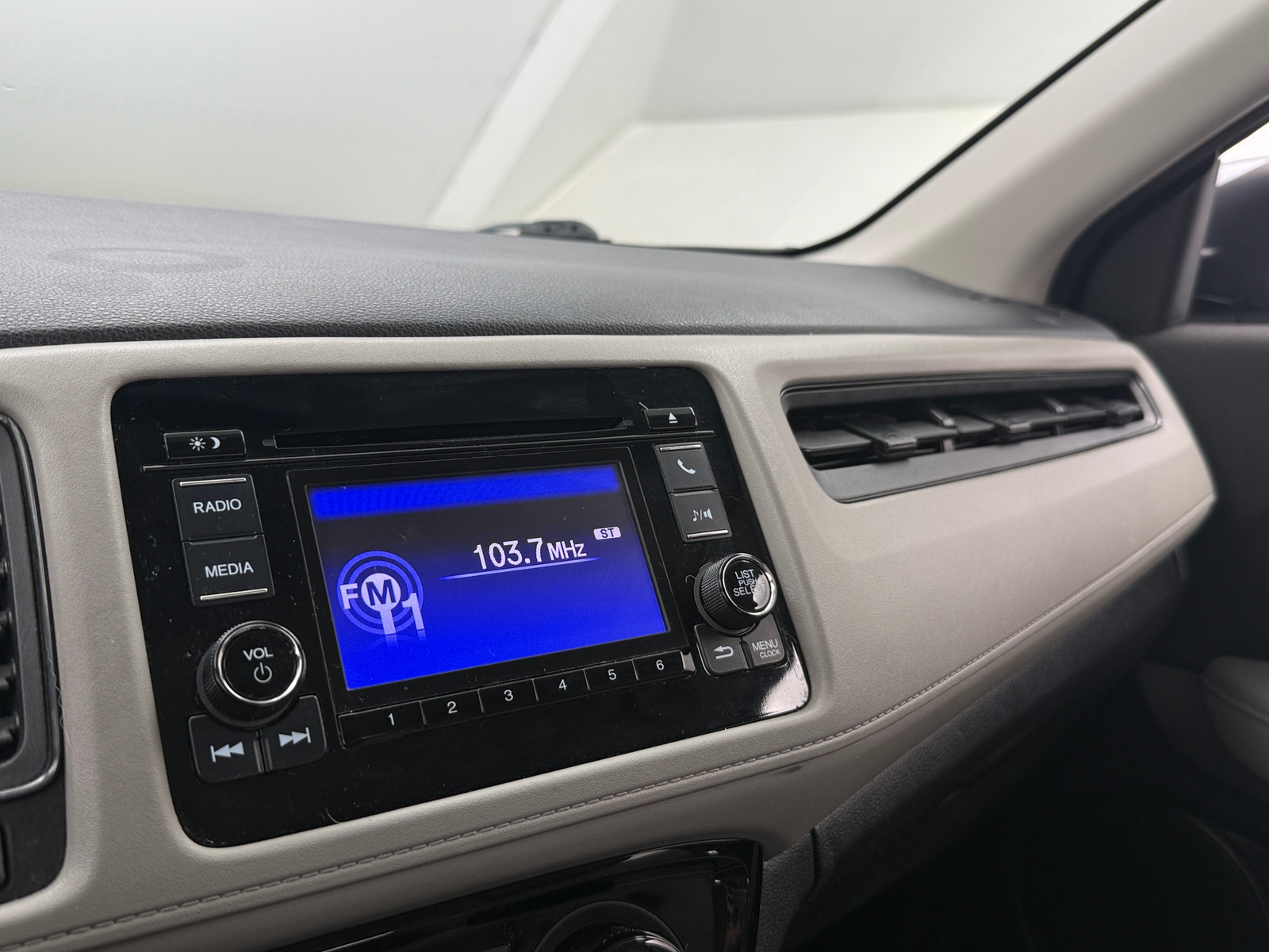 Thumbnail: 2020 Honda HR-V - 4