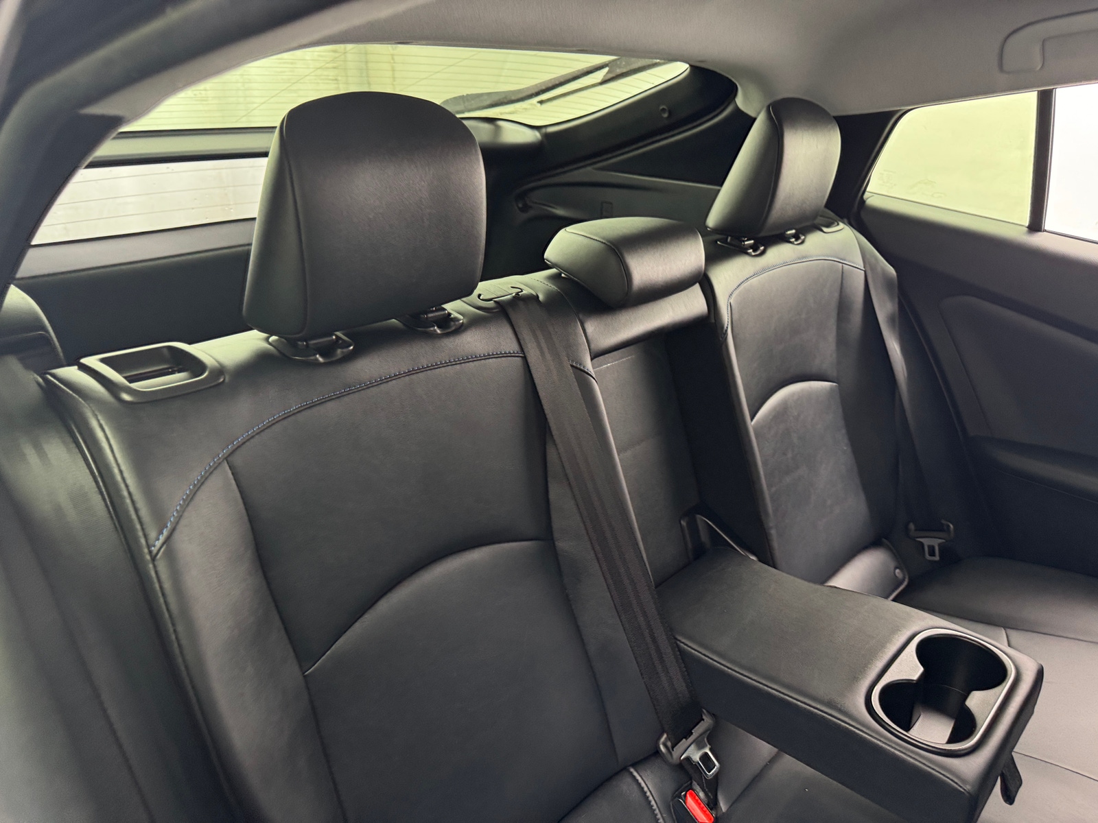 Thumbnail: 2017 Toyota Prius - 6