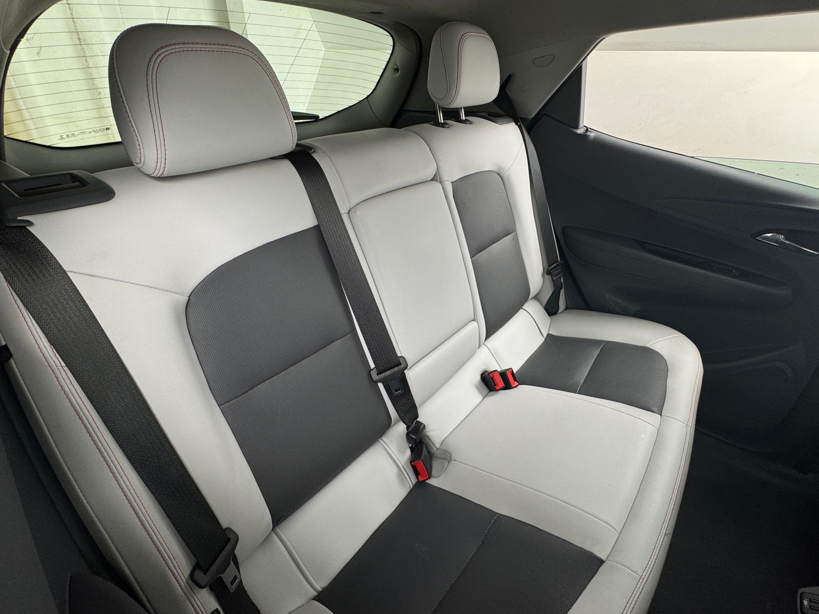 Thumbnail: 2018 Chevrolet Bolt EV - 5