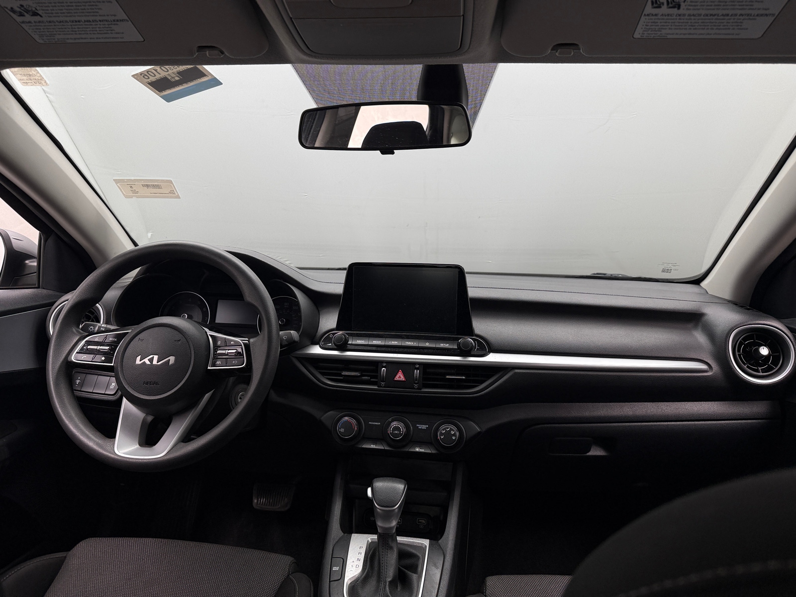 Thumbnail: 2024 Kia Forte - 3