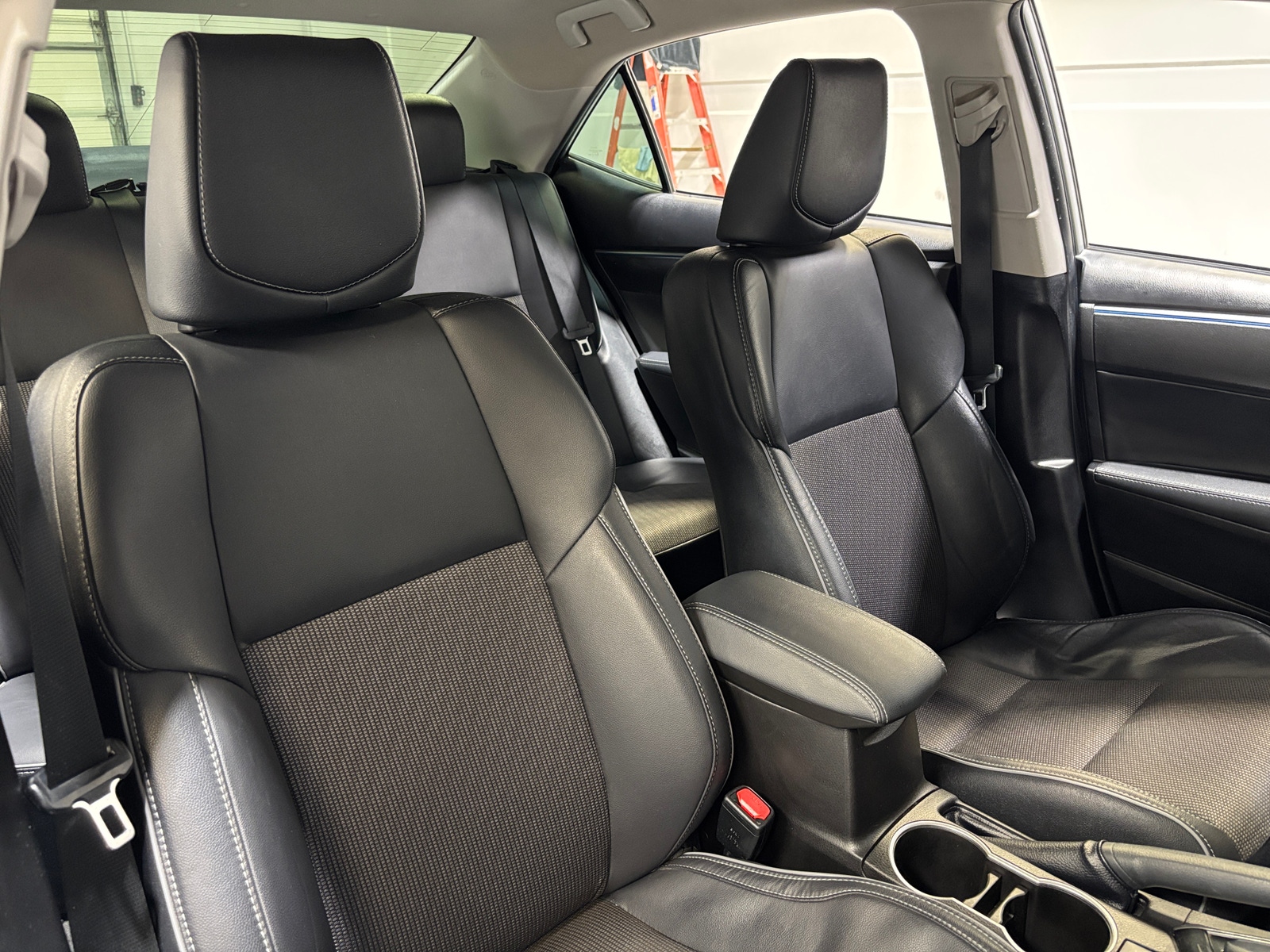 Thumbnail: 2016 Toyota Corolla - 2