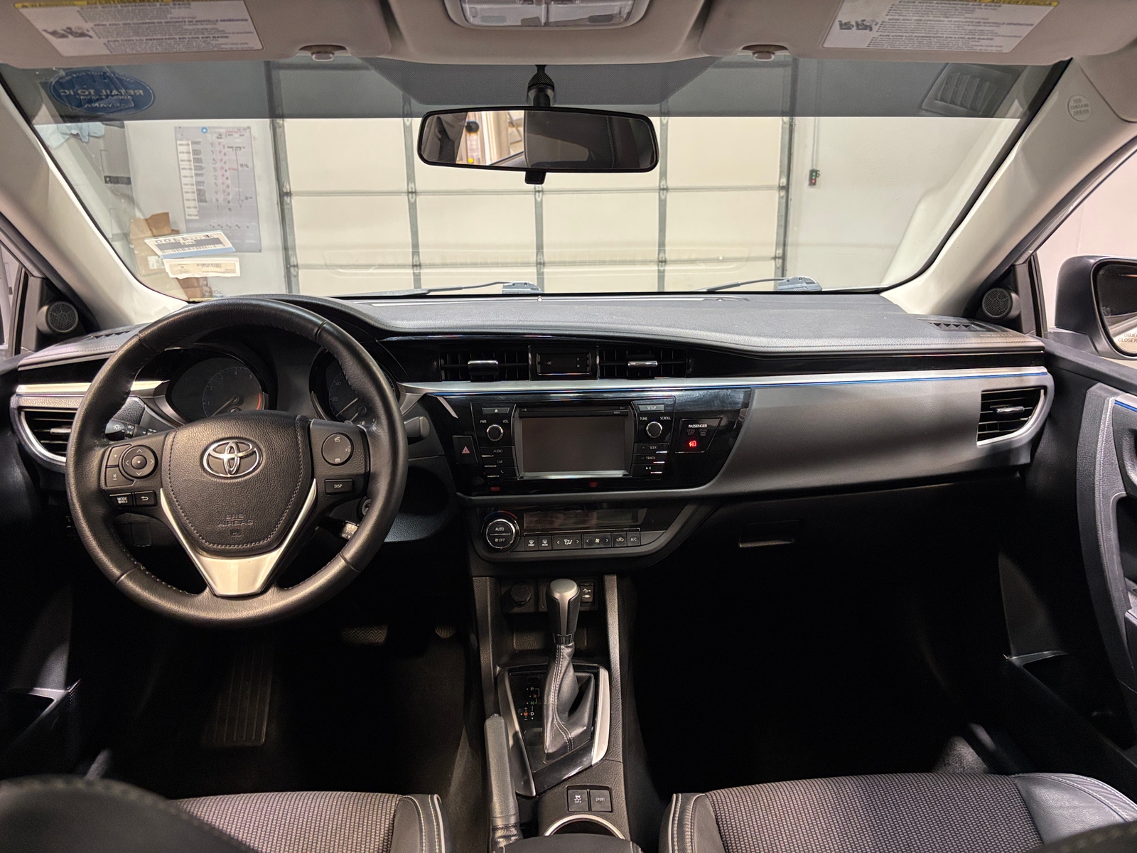 Thumbnail: 2016 Toyota Corolla - 3