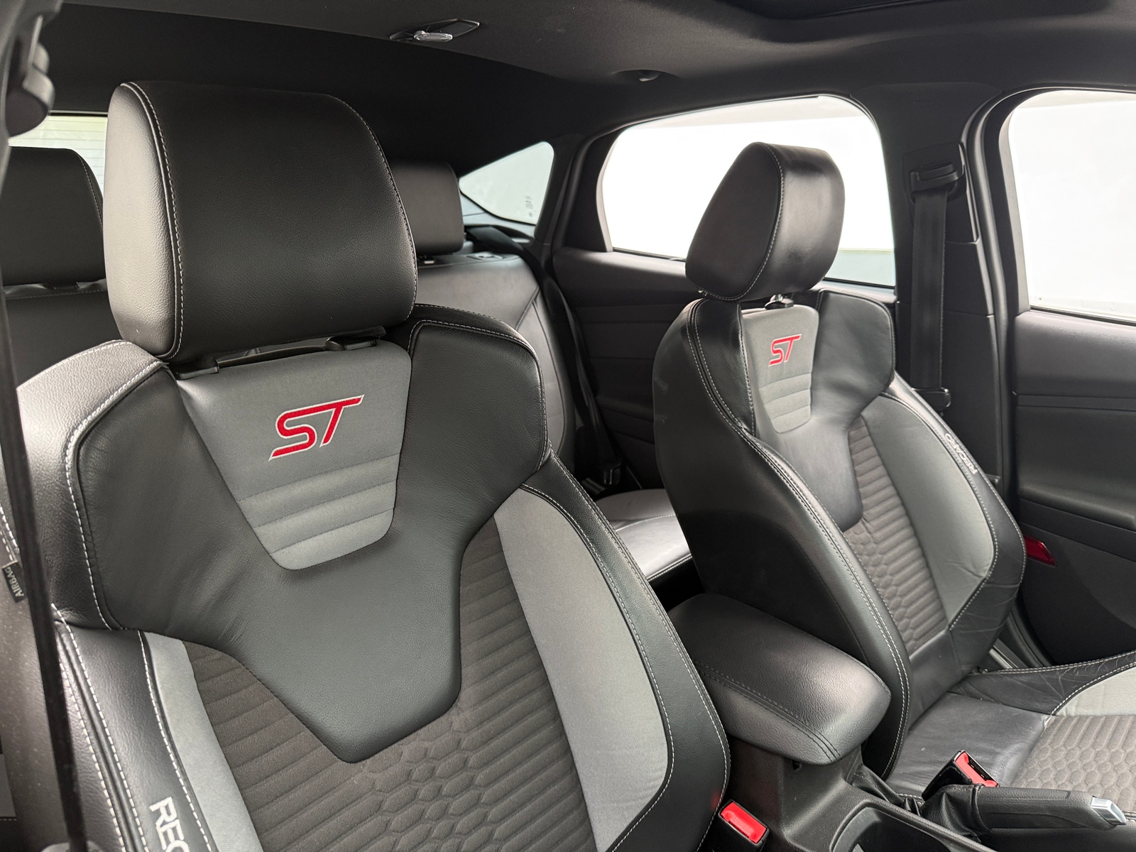 Thumbnail: 2017 Ford Focus - 2