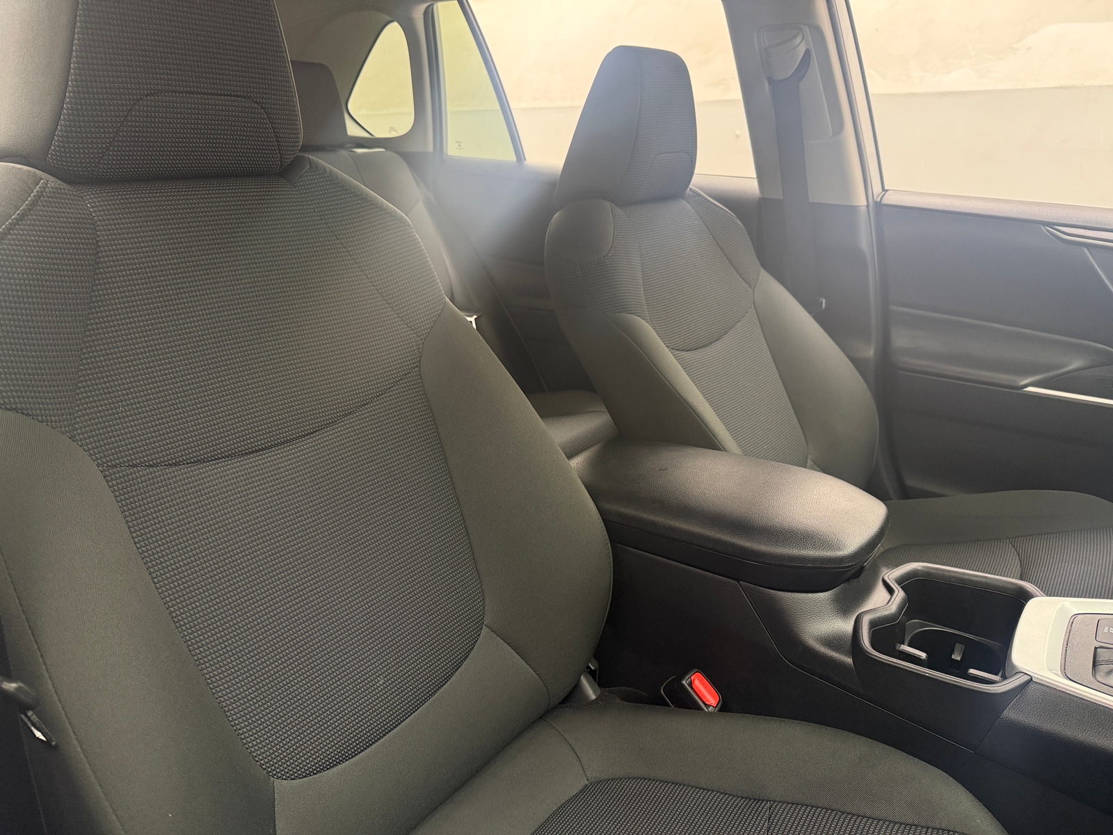 Thumbnail: 2025 Toyota RAV4 - 2